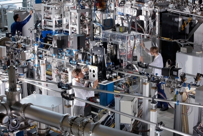 In the FLASH I experimental hall, “Albert Einstein”. Photo: DESY / Heiner Müller-Elsner